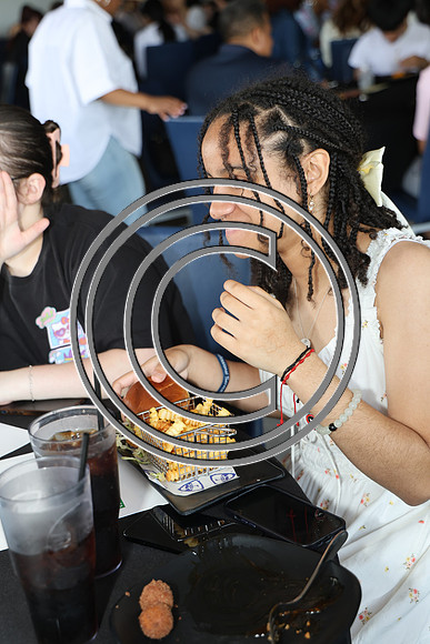 6F2A3203 Campaign for Working Families, Inc. Volunteer & Staff Appreciation- 5.3.2025 Top Golf ktiplaura