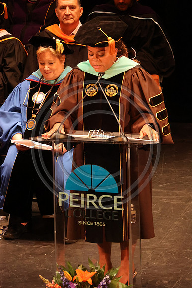 LEET6773.   Peirce College Class 2024  0607  Laura Elam mylifeourlifestory@gmail.com