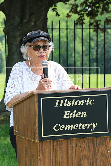 ROSS0155 EDEN CEMETERY 06042025 HEADSTONE UNVEILING CEREMONY Stephen Smith 1795 - 1873 KTIPLAURA