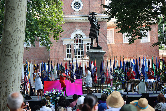 KTIN6861. WAWA American July 4, 2024 Phila KTIP LAURA ELAM