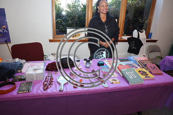 6F2A0250 SHE SHINES Womens Conference 09 NOV 2024 KTIPLAURA