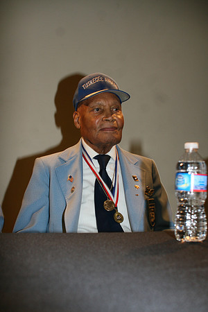 Tuskegee Airmen in Philadelphia 11.04.11. LAURAELAM (60)