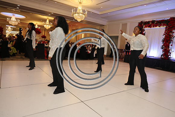 ROSS0089 Teenshop 40th Anniversary Gala B 2025 KTIPLAURA