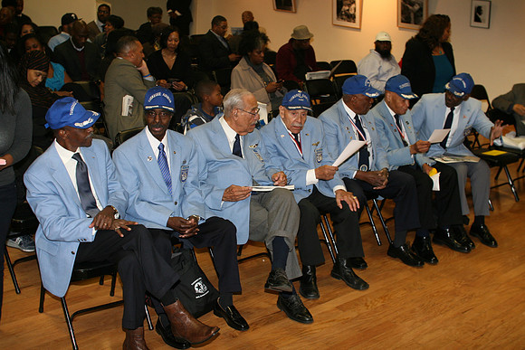Tuskegee Airmen in Philadelphia 11.04.11. LAURAELAM (12)