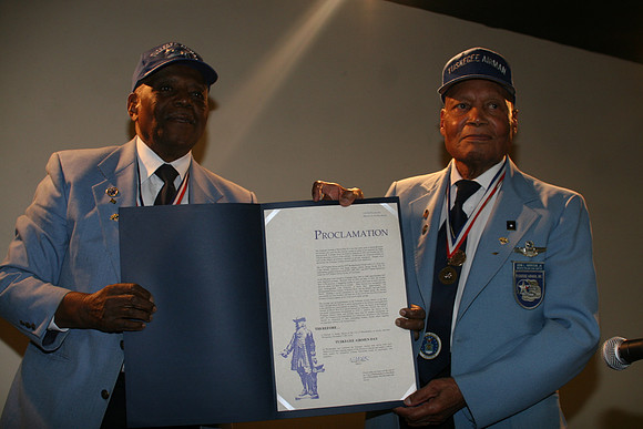 Tuskegee Airmen in Philadelphia 11.04.11. LAURAELAM (149)