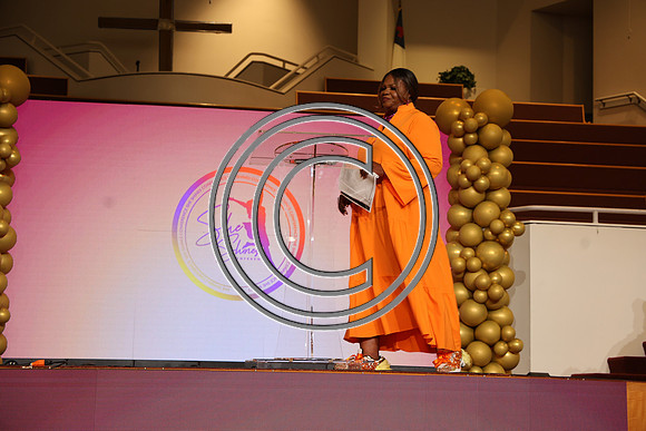 6F2A0356 SHE SHINES Womens Conference 09 NOV 2024 KTIPLAURA