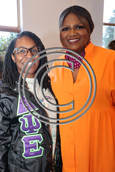 6F2A0248 SHE SHINES Womens Conference 09 NOV 2024 KTIPLAURA