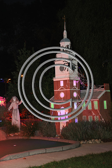 ROSS0642 Spooky Mini Golf Franklin Square Fall 2025 ktiplaura 09302025