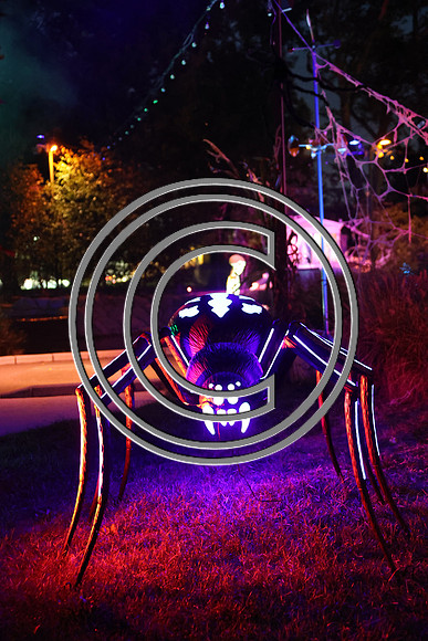 ROSS0649 Spooky Mini Golf Franklin Square Fall 2025 ktiplaura 09302025