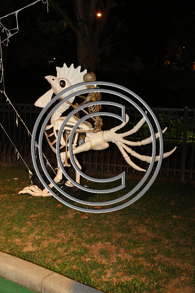 ROSS0680 Spooky Mini Golf Franklin Square Fall 2025 ktiplaura 09302025