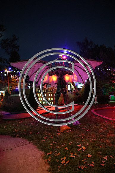 ROSS0705 Spooky Mini Golf Franklin Square Fall 2025 ktiplaura 09302025