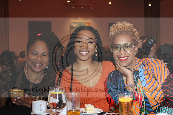 6th Annual WDAS Women of Excellence  April 9, 2022  KTIP Laura IMG_5182