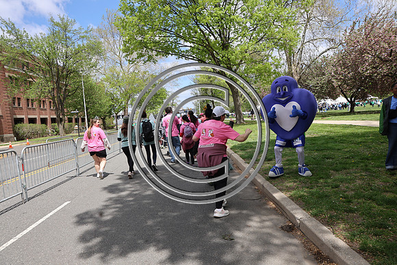 ROSS2398 DONOR DASH PHILA 04272025 KTIPLAURA