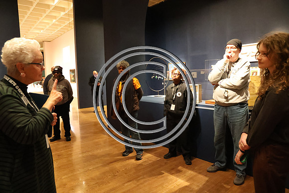 Vets at the Art Museum 12 2025 KTIPLAURAPHSL0125