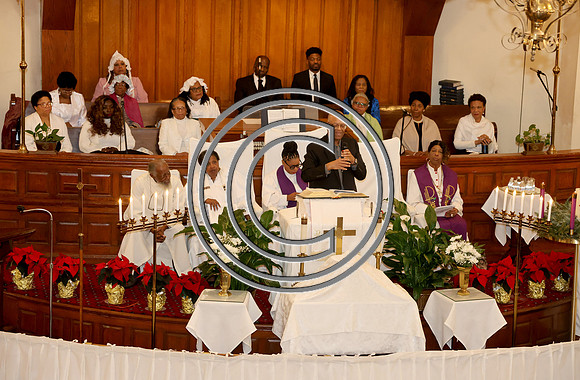 MB AME CHURH 09. 30 12.07.2025 ktipllauraPHSL0013