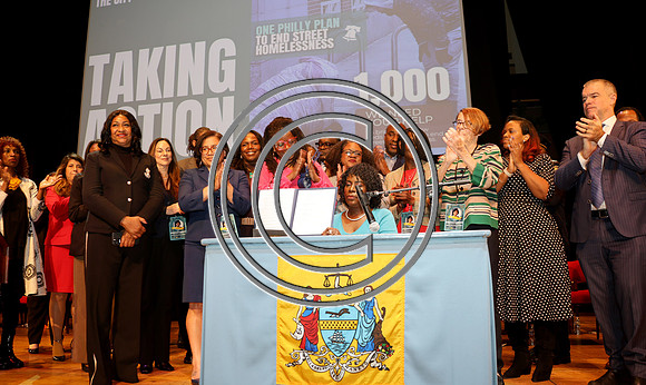 Phila Mayor Cherelle Parker 2nd ann State of the City 12 19 2025 ktiplauraROSS0509
