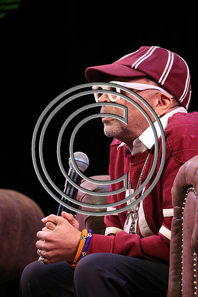 PHSL0028 MLK Jr. SJL& Award Spike Lee Penn Office 01 20 26 KTIPLAURA