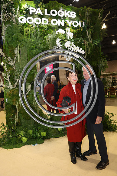 PHSL0117. Philadelphia Flower Show1827 Society Cocktail Reception at the 2026 03 05 KTIPLAURA2026