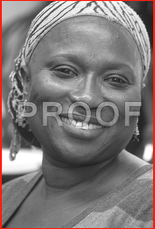 Oumy  (306) bw