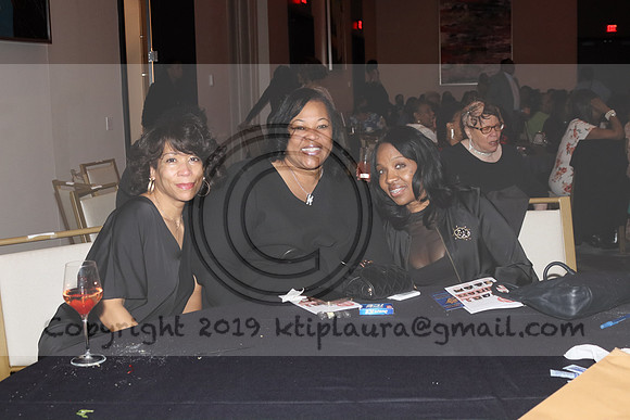 6th Annual WDAS Women of Excellence  April 9, 2022  KTIP Laura IMG_5489