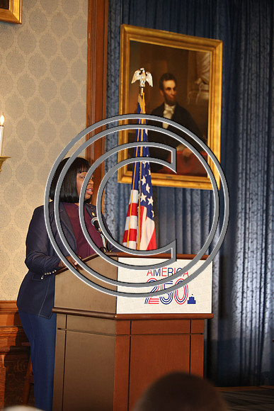 PHSL0001.MOWE - Chat & Chew with The Women Leaders of The Union League 0426 ktiplaura