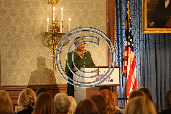 PHSL0018.MOWE - Chat & Chew with The Women Leaders of The Union League 0426 ktiplaura