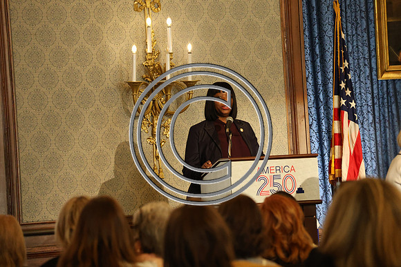 PHSL0028.MOWE - Chat & Chew with The Women Leaders of The Union League 0426 ktiplaura