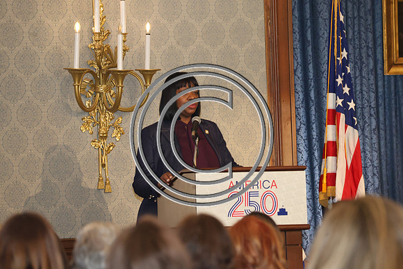 PHSL0029.MOWE - Chat & Chew with The Women Leaders of The Union League 0426 ktiplaura