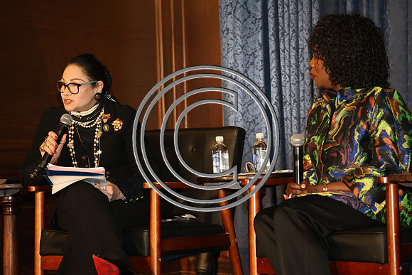 PHSL0077.MOWE - Chat & Chew with The Women Leaders of The Union League 0426 ktiplaura