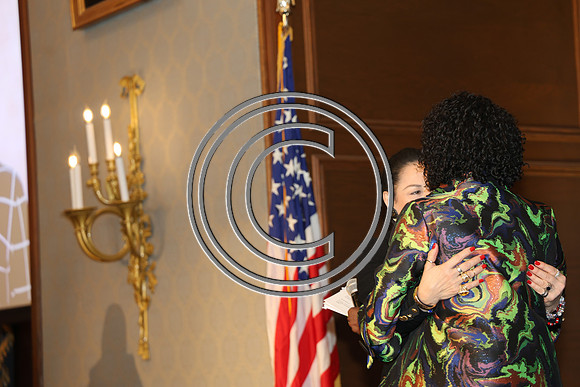 PHSL0100.MOWE - Chat & Chew with The Women Leaders of The Union League 0426 ktiplaura