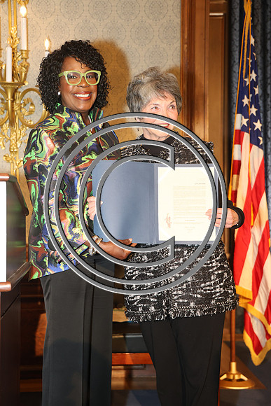 PHSL0110.MOWE - Chat & Chew with The Women Leaders of The Union League 0426 ktiplaura