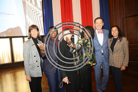 PHSL0167.MOWE - Chat & Chew with The Women Leaders of The Union League 0426 ktiplaura