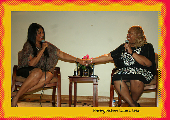 PAM GRIER  FOXY BROWN