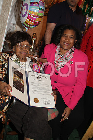 Mrs. Minnie High,  Philadelphia  100th Birthday 02092013 (16)