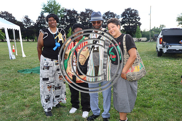 PHSL0158.Eden 124th Founders Day ktiplaura