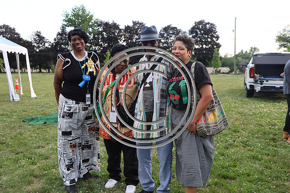 PHSL0159.Eden 124th Founders Day ktiplaura