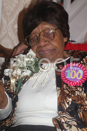 Mrs. Minnie High,  Philadelphia  100th Birthday 02092013 (81)
