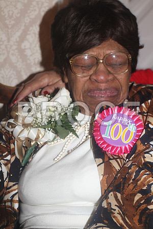 Mrs. Minnie High,  Philadelphia  100th Birthday 02092013 (89)