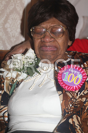 Mrs. Minnie High,  Philadelphia  100th Birthday 02092013 (90)