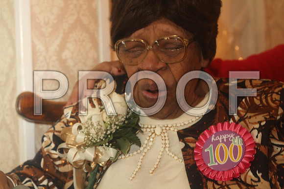 Mrs. Minnie High,  Philadelphia  100th Birthday 02092013 (92)