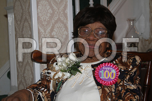 Mrs. Minnie High,  Philadelphia  100th Birthday 02092013 (118)