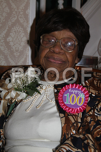 Mrs. Minnie High,  Philadelphia  100th Birthday 02092013 (119)