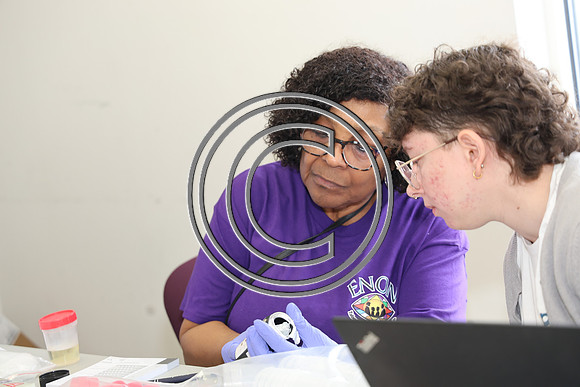 FUN90055 FUNTIMES 032925 WOMEN KNOW YOUR NUMBERS HEALTH & WELLNESS KTIPLAURA