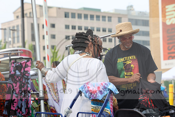 3I7A6748.  African American Museum in Philadelphia Juneteenth 2023   ktiplaura@gmail.com