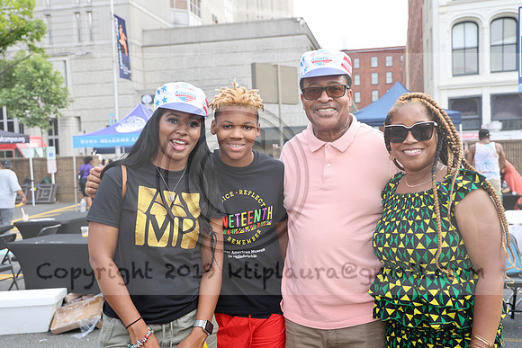 3I7A6721.  African American Museum in Philadelphia Juneteenth 2023   ktiplaura@gmail.com