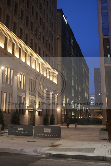 3I7A4551 June 2023  Philadelphia City Lights and New York  ktiplaura@gmail.com