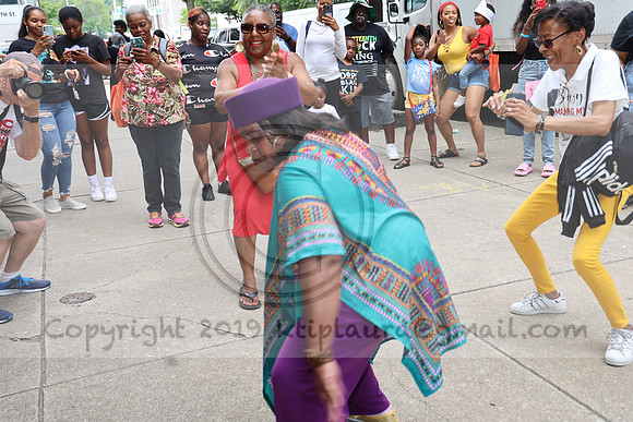 3I7A6595.  African American Museum in Philadelphia Juneteenth 2023   ktiplaura@gmail.com