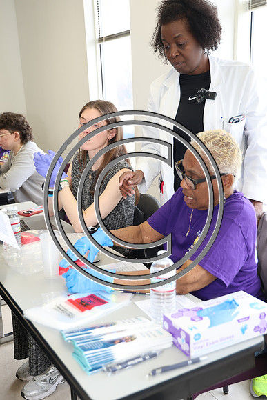 FUN90054 FUNTIMES 032925 WOMEN KNOW YOUR NUMBERS HEALTH & WELLNESS KTIPLAURA