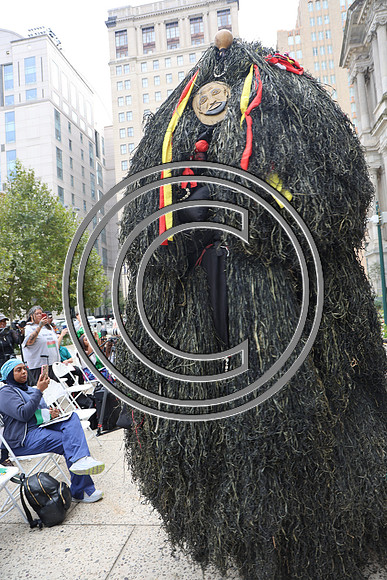 PHSL0131. Nigerian Flag-raising Ceremony at City Hall for Funtimes Magazine October 1, 2026 ktiplaura
