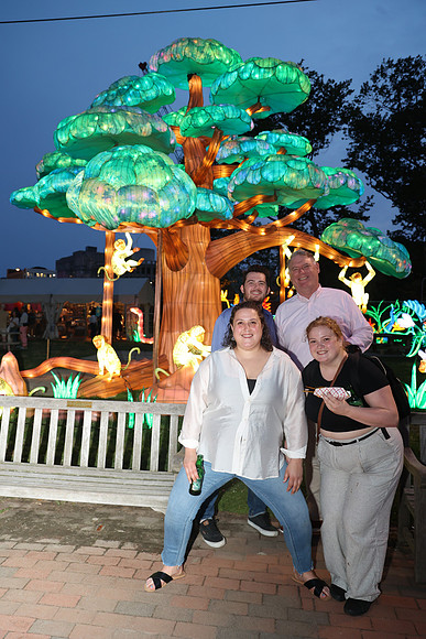 3I7A6917.   Chinese Lantern Festival 2023 ktiplaura@gmail.com